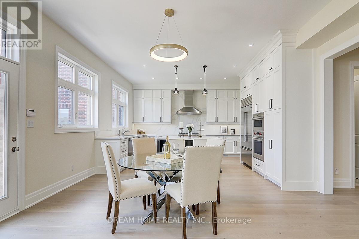 459 Via Romano Boulevard, Vaughan (Patterson), Ontario  L6A 5A5 - Photo 7 - N12404177