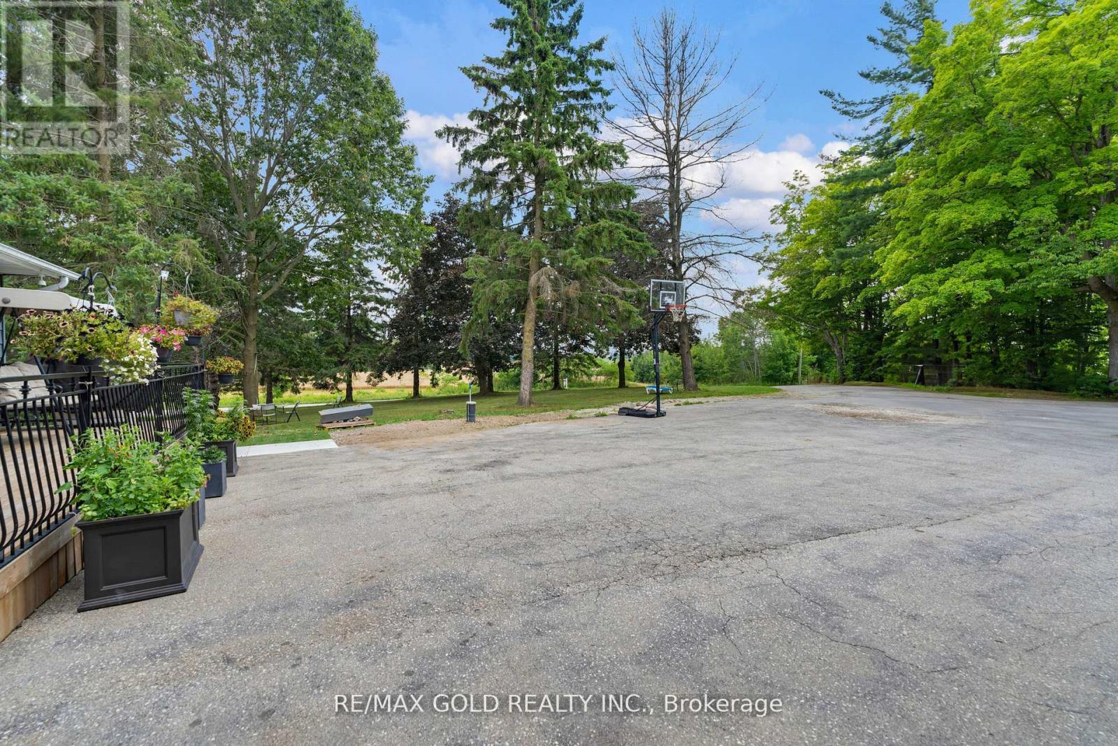 6820 16th Side Road, King, Ontario  L0G 1T0 - Photo 28 - N12404193
