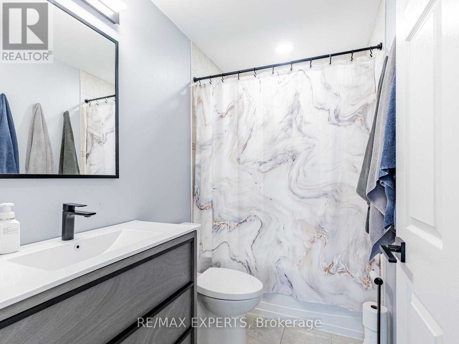 310 - 9451 Jane Street, Vaughan (Maple), Ontario  L6A 4J1 - Photo 16 - N12404243