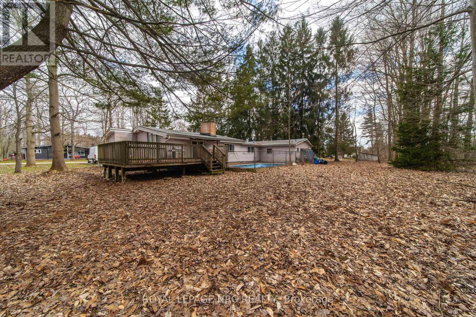 163 Maple Leaf Avenue N, Fort Erie, Ontario  L0S 1N0 - Photo 22 - X12404285