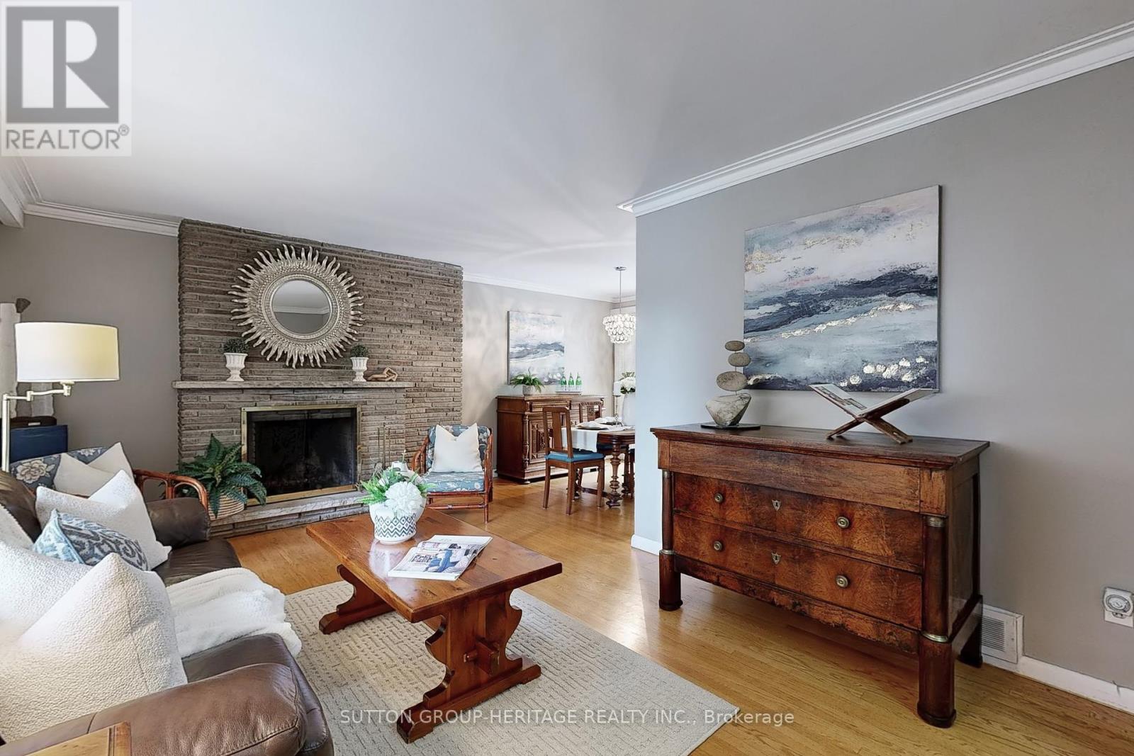 17 Brenham Crescent, Toronto, Ontario  M2M 2K9 - Photo 4 - C12396401