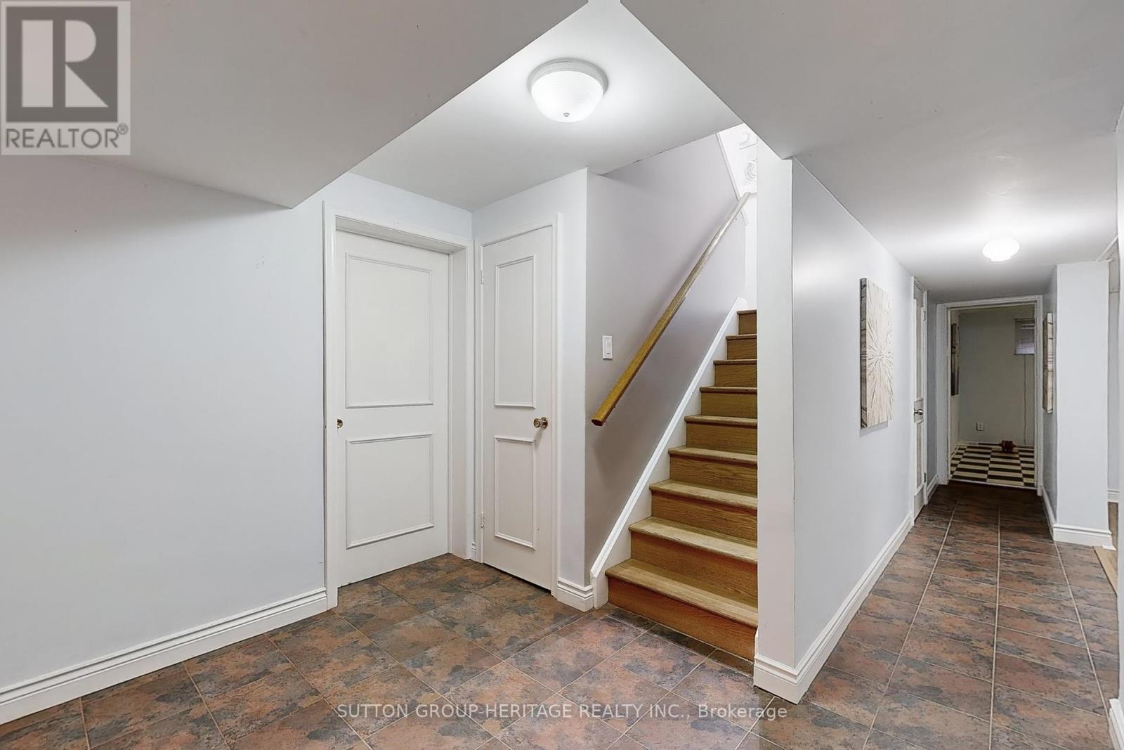 17 Brenham Crescent, Toronto, Ontario  M2M 2K9 - Photo 24 - C12396401