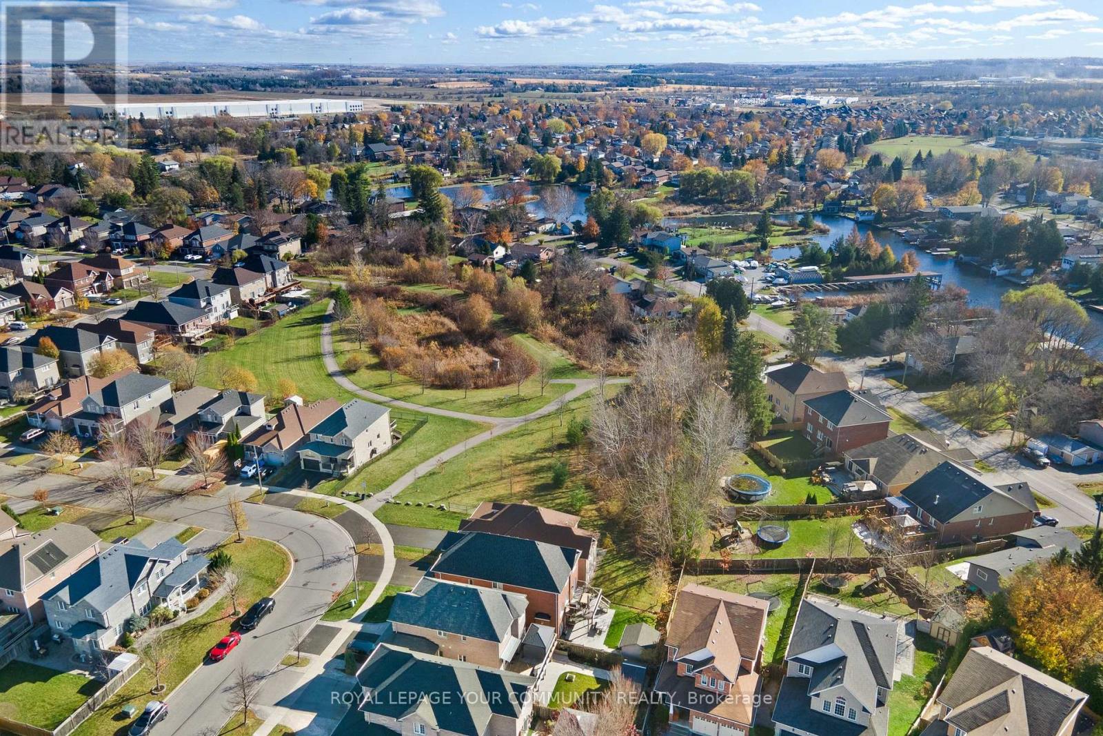18 Glendower Crescent, Georgina, Ontario  L4P 0A5 - Photo 48 - N12390908