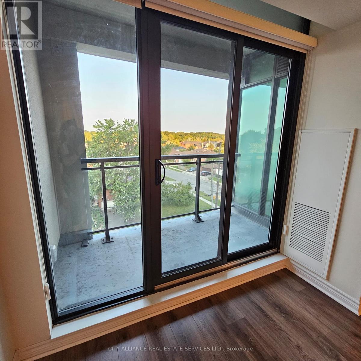 512 - 2522 Keele Street, Toronto, Ontario  M6L 2N8 - Photo 19 - W12404123