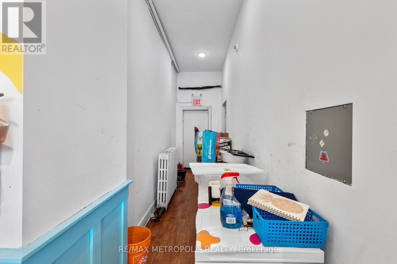 478 Roncesvalles Avenue, Toronto, Ontario  M6R 2N5 - Photo 24 - W12404148