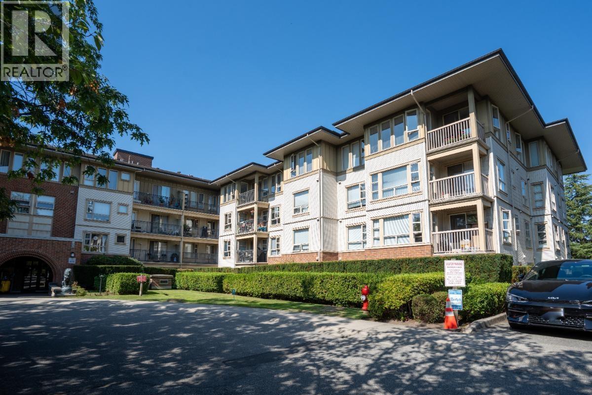 2102 5113 GARDEN CITY ROAD, Richmond, British Columbia