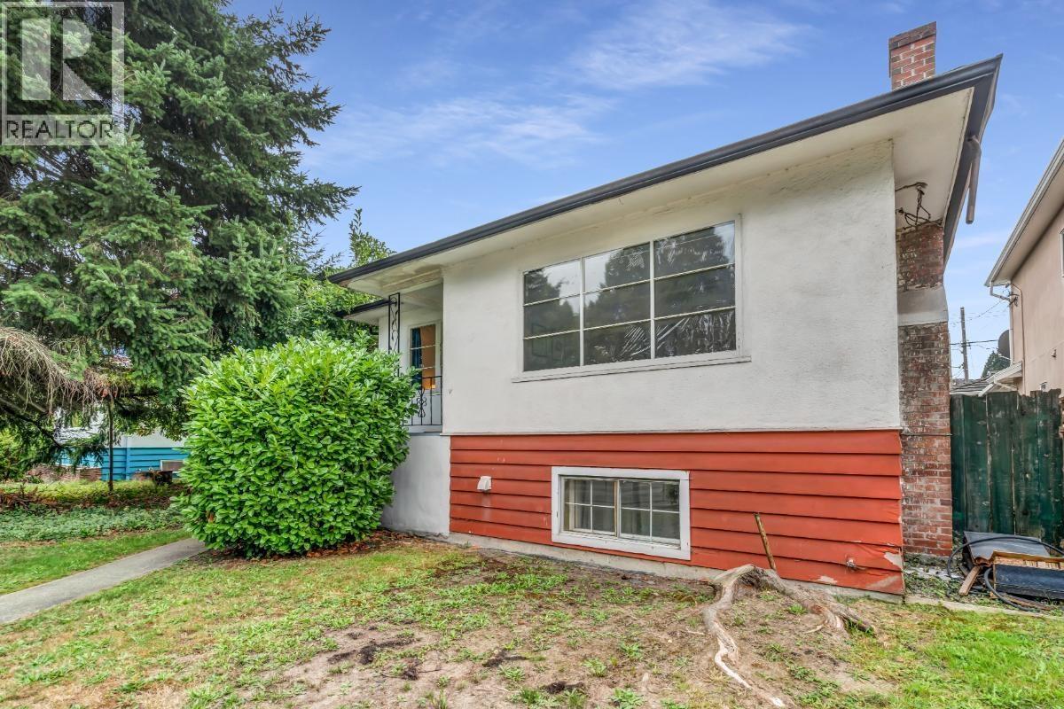 1260 E 33RD AVENUE, Vancouver, British Columbia