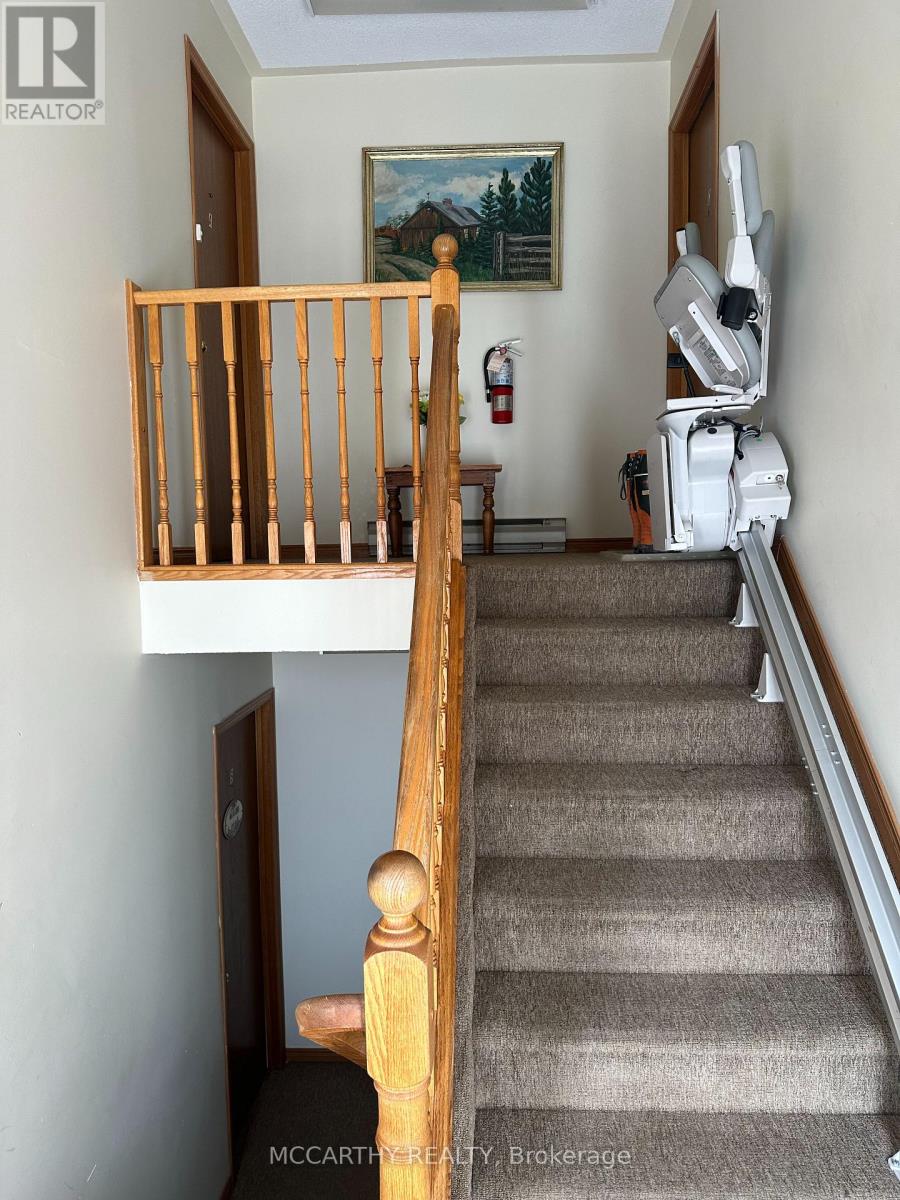 A - 217 Sarah Court, Shelburne, Ontario  L9V 2Z8 - Photo 2 - X12404102