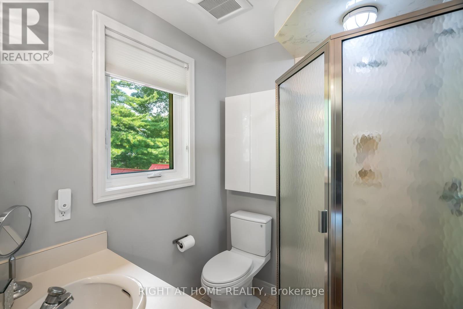 13 Oak Drive, Niagara-On-The-Lake, Ontario  L0S 1J0 - Photo 29 - X12404217