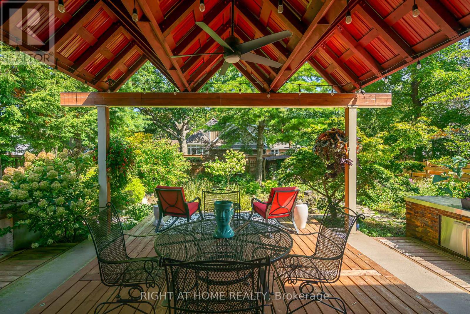 13 Oak Drive, Niagara-On-The-Lake, Ontario  L0S 1J0 - Photo 35 - X12404217