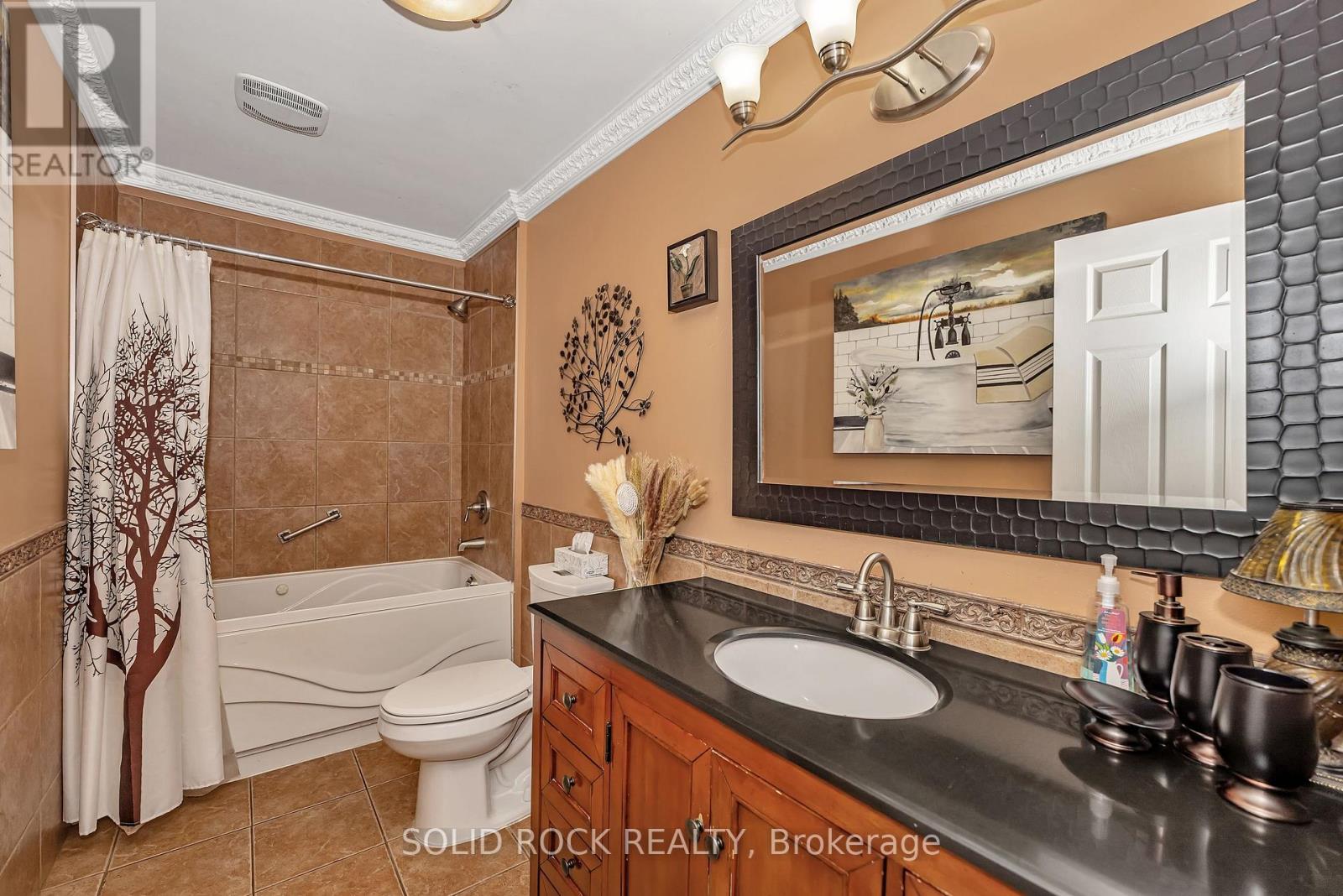 17372 Cameron Road, South Stormont, Ontario  K0C 2A0 - Photo 13 - X12368942