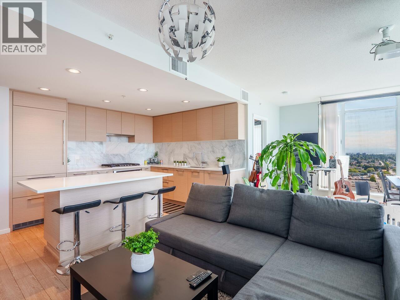 2708 6700 DUNBLANE AVENUE, Burnaby, British Columbia