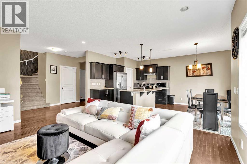 216 Copperpond Green Se, Calgary, Alberta  T2Z 1H9 - Photo 8 - A2243560