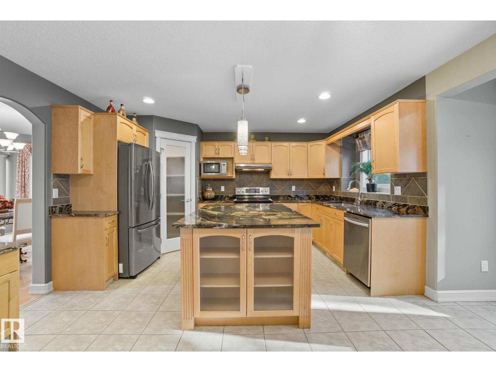 207 Falconer Link Li Nw, Edmonton, Alberta  T6R 2V7 - Photo 13 - E4457850