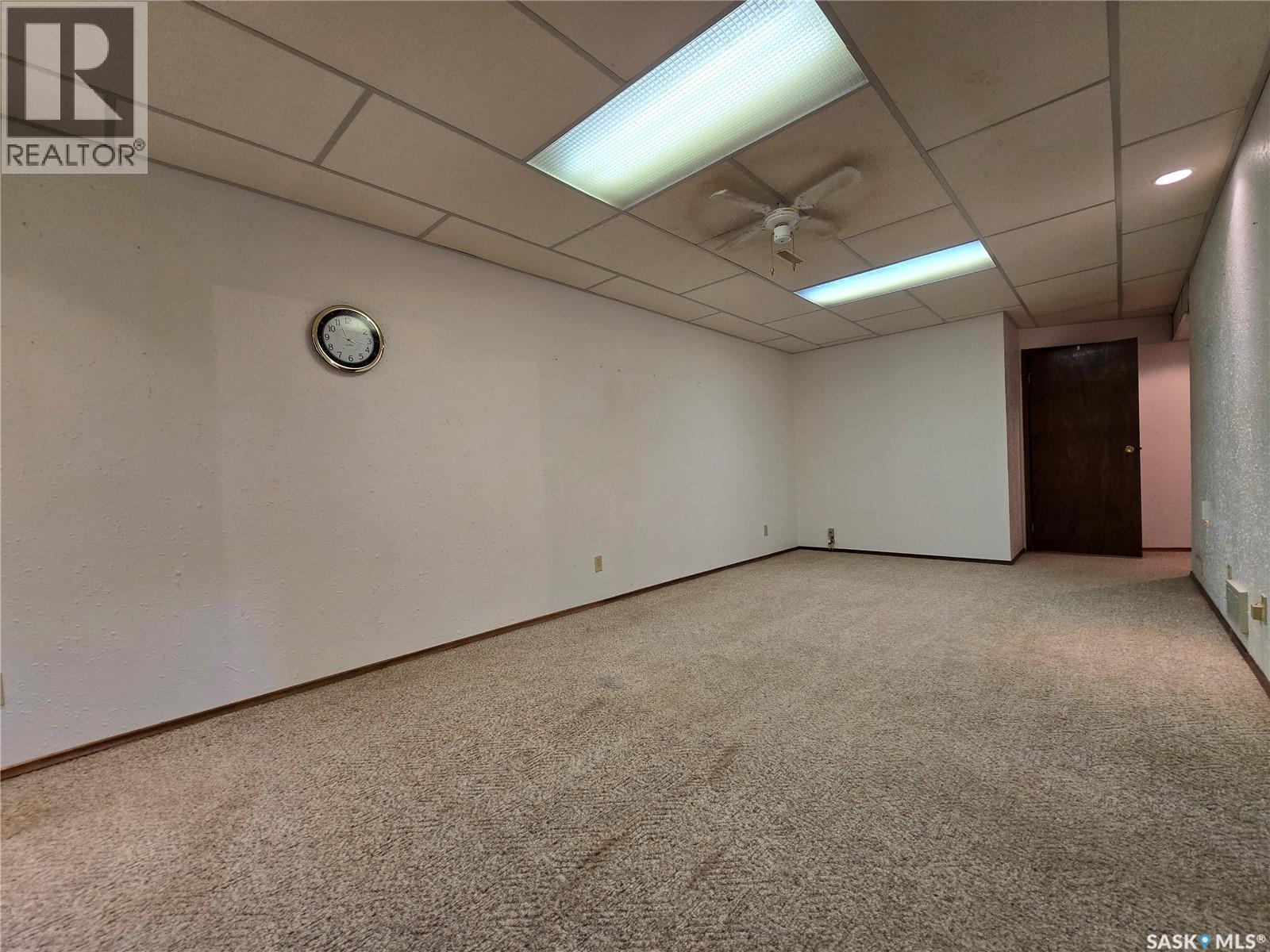 235 17th Street, Weyburn, Saskatchewan  S4H 2P1 - Photo 16 - SK018416