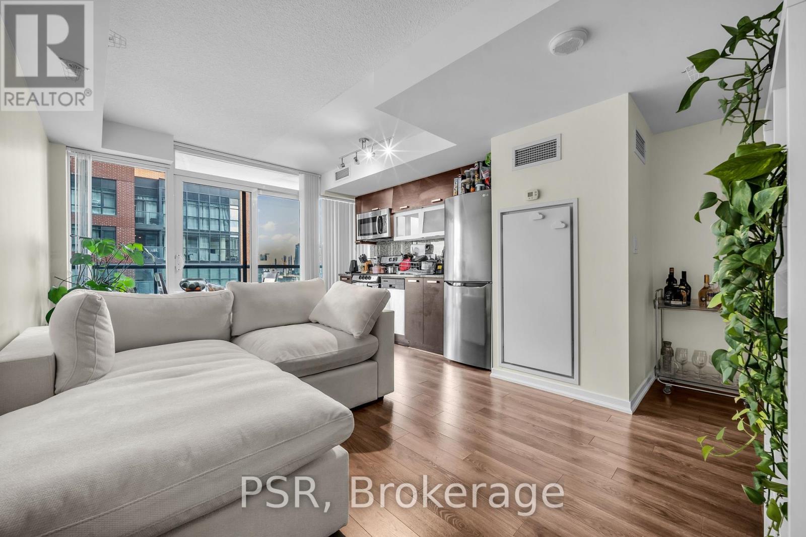 1210e - 36 Lisgar Street, Toronto, Ontario  M6J 0C7 - Photo 2 - C12404020