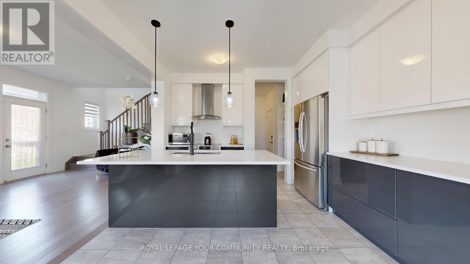 32 Mcbride Trail, Barrie, Ontario  L9J 0Y6 - Photo 17 - S12396878