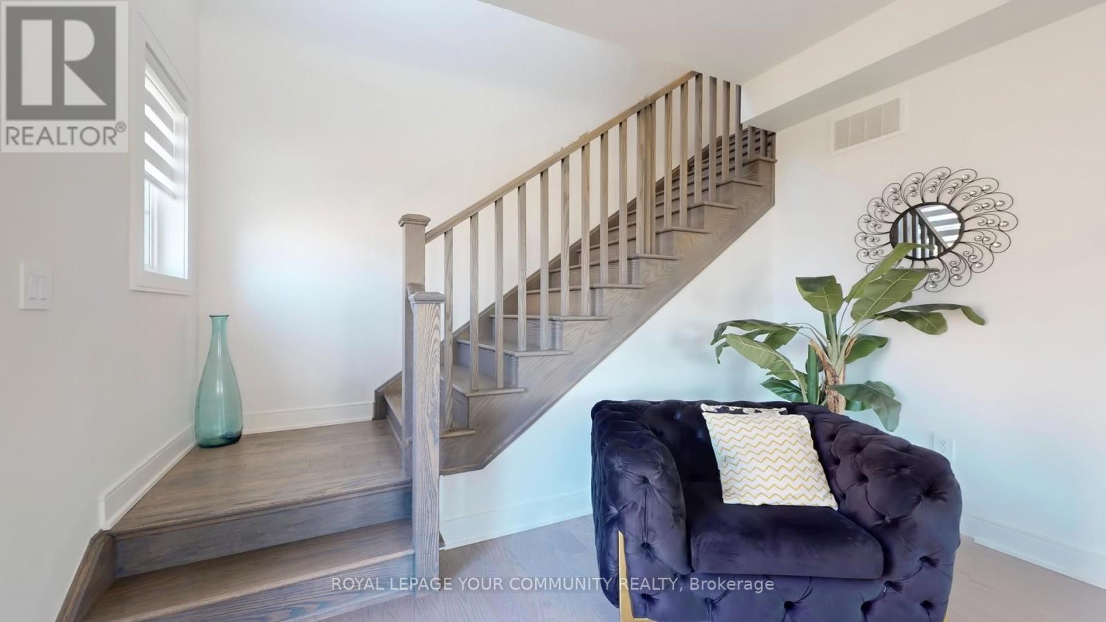 32 Mcbride Trail, Barrie, Ontario  L9J 0Y6 - Photo 25 - S12396878