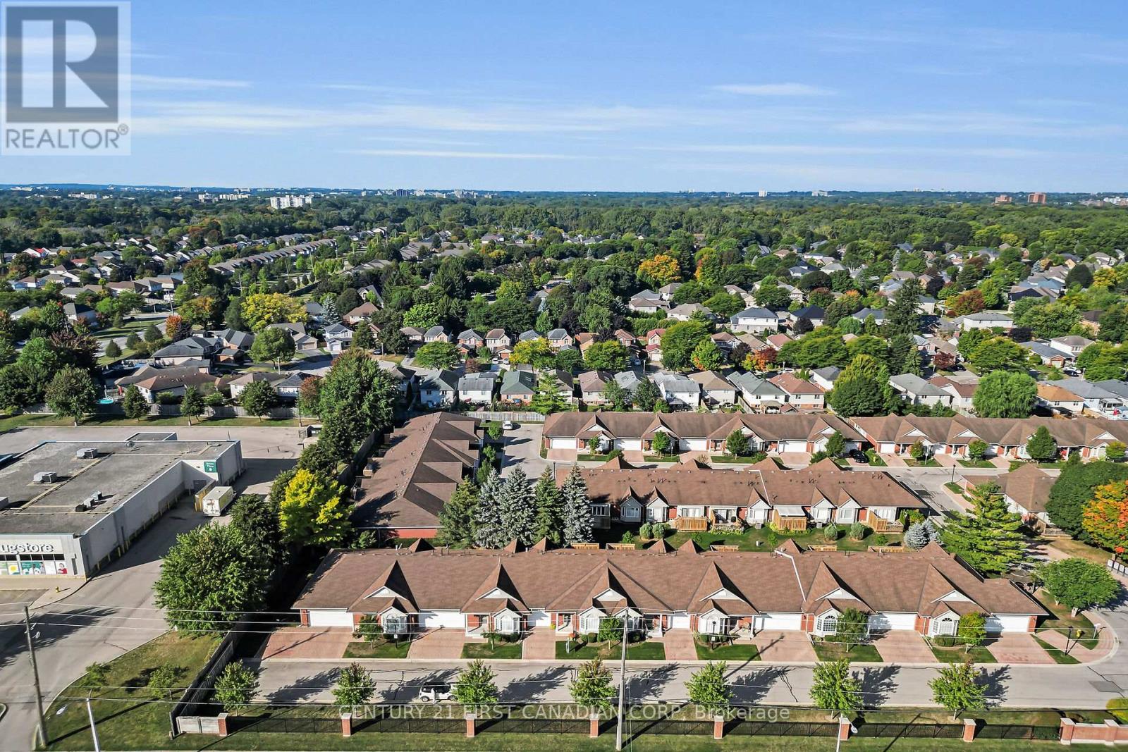 45 - 1555 Highbury Avenue N, London East, Ontario  N5Y 5R3 - Photo 34 - X12404245