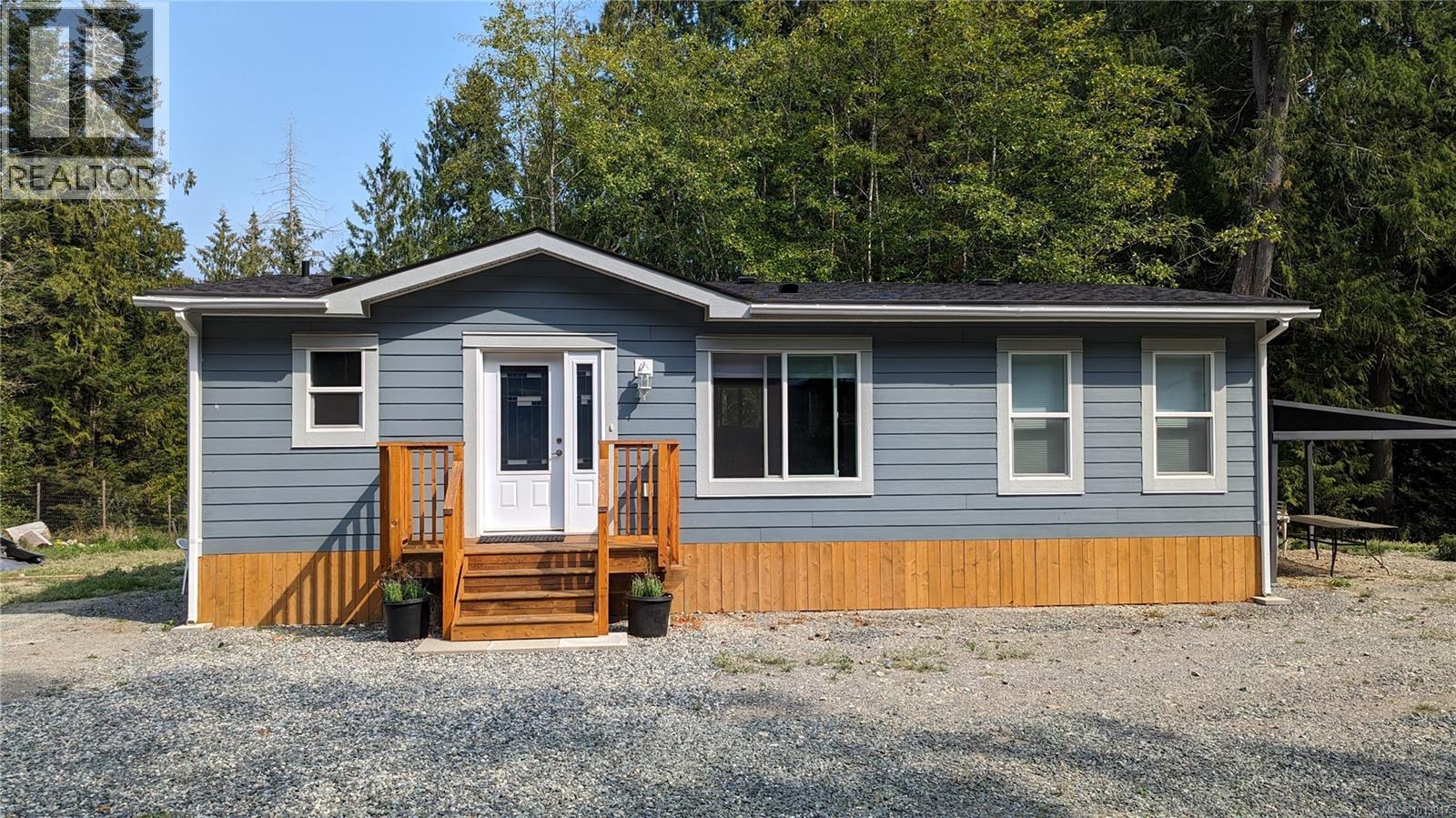1040 Conville Rd, Gabriola Island, British Columbia  V0R 1X2 - Photo 2 - 1013947