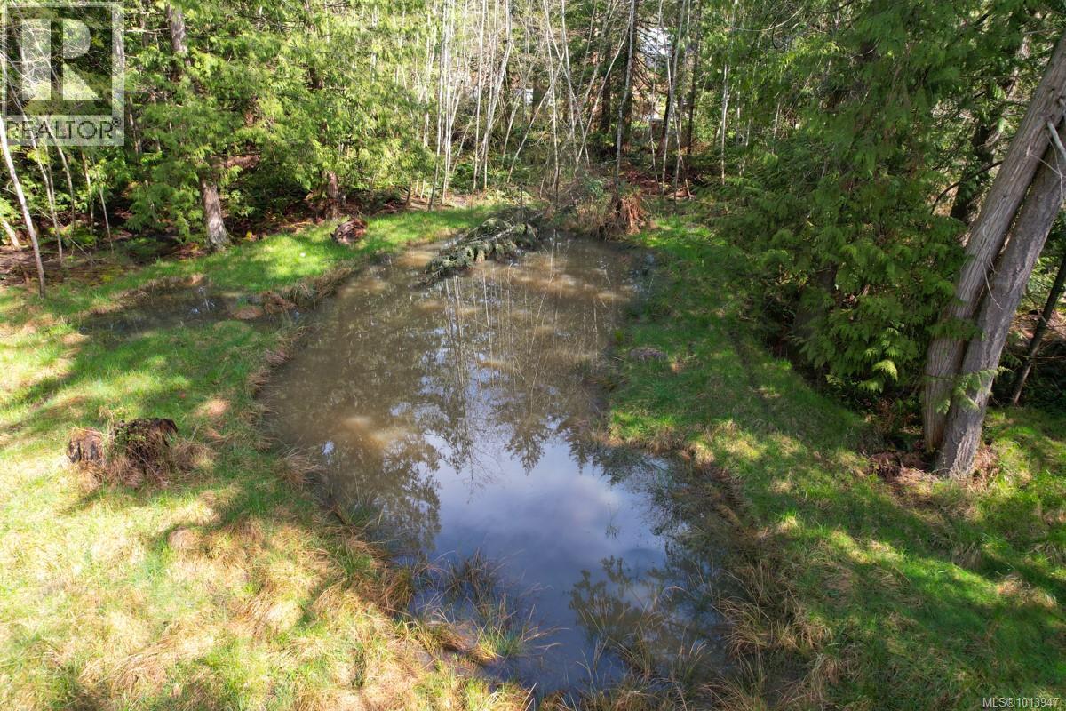 1040 Conville Rd, Gabriola Island, British Columbia  V0R 1X2 - Photo 29 - 1013947