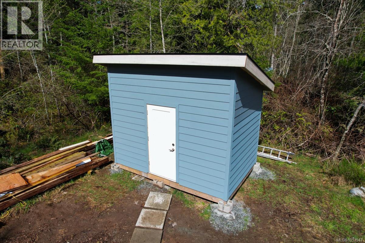 1040 Conville Rd, Gabriola Island, British Columbia  V0R 1X2 - Photo 31 - 1013947