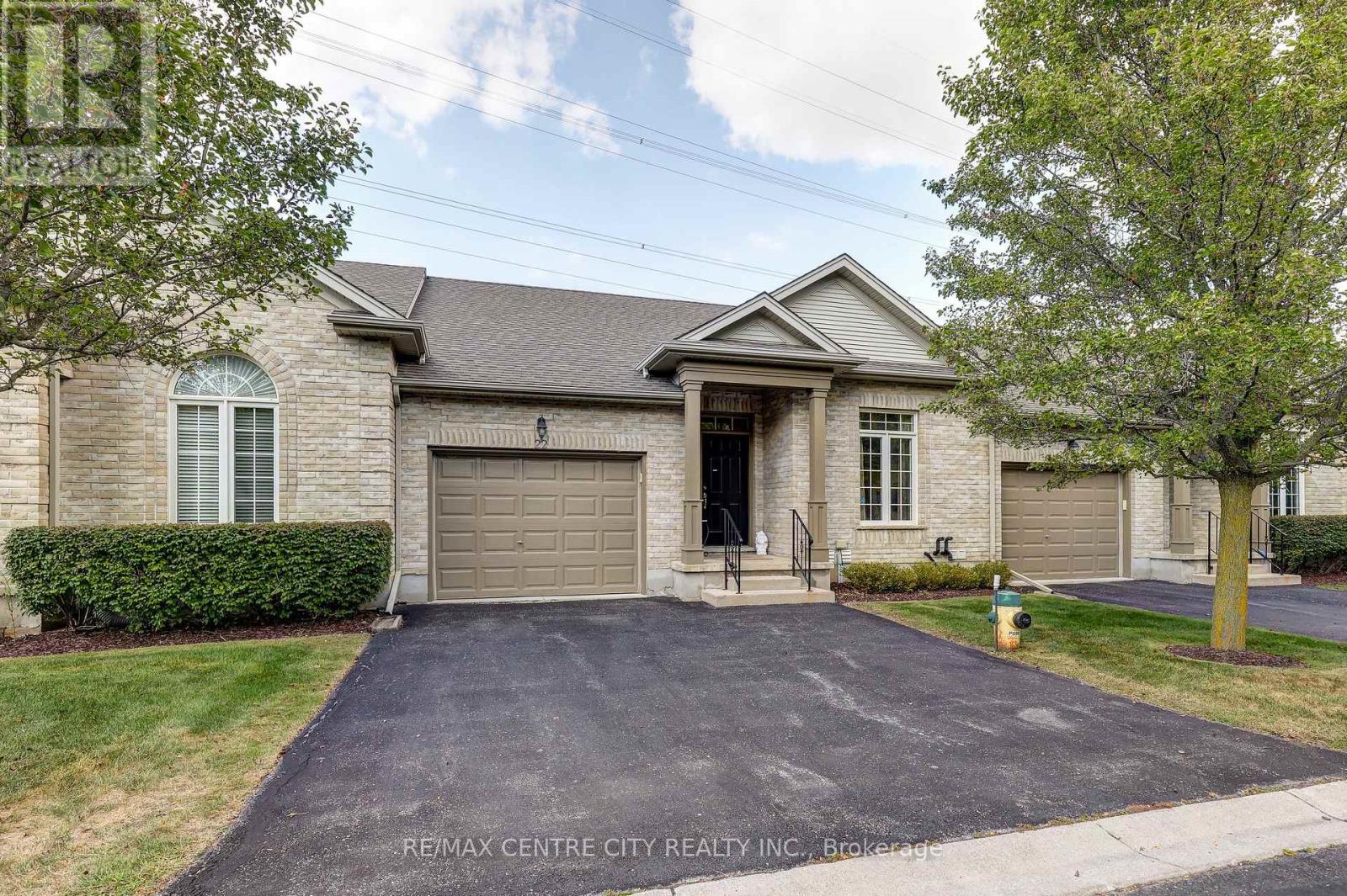 22 - 87 Donker Drive, St. Thomas, Ontario  N5P 4L2 - Photo 2 - X12404374