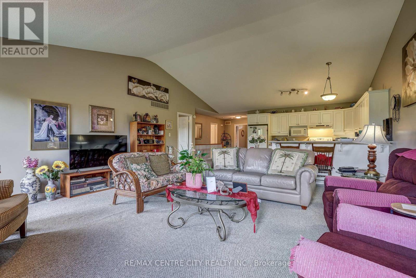 22 - 87 Donker Drive, St. Thomas, Ontario  N5P 4L2 - Photo 23 - X12404374