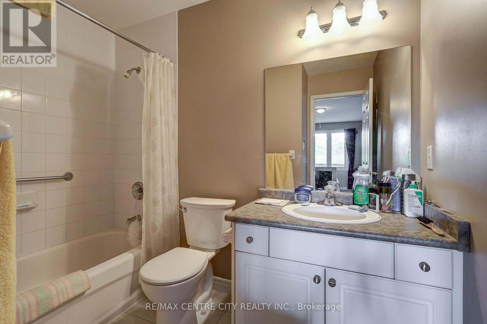22 - 87 Donker Drive, St. Thomas, Ontario  N5P 4L2 - Photo 27 - X12404374