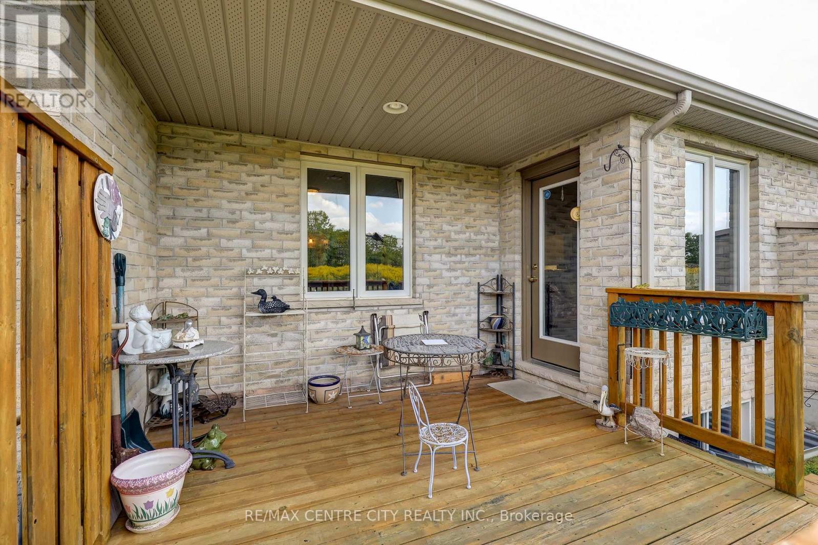 22 - 87 Donker Drive, St. Thomas, Ontario  N5P 4L2 - Photo 38 - X12404374