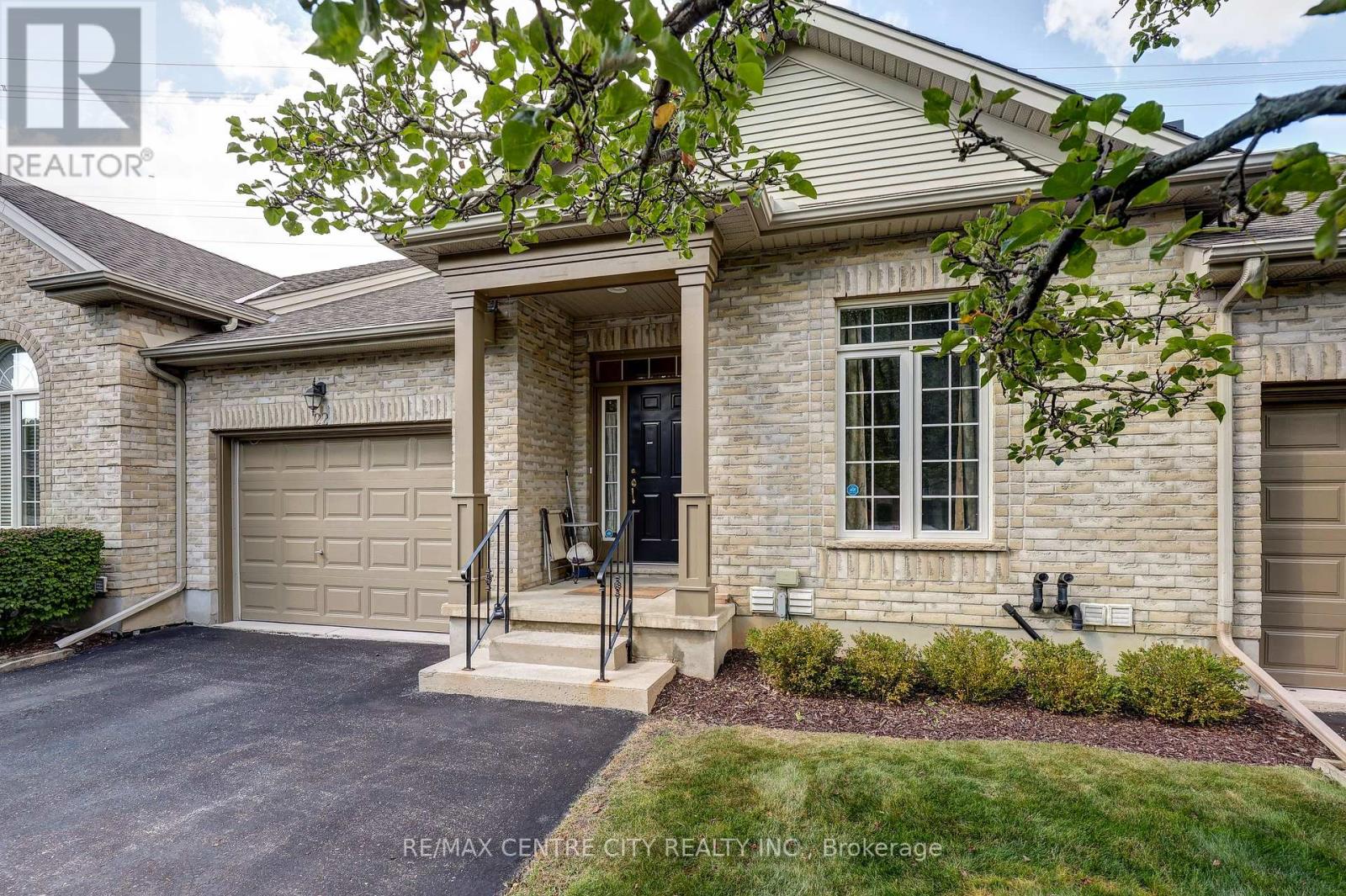 22 - 87 Donker Drive, St. Thomas, Ontario  N5P 4L2 - Photo 4 - X12404374