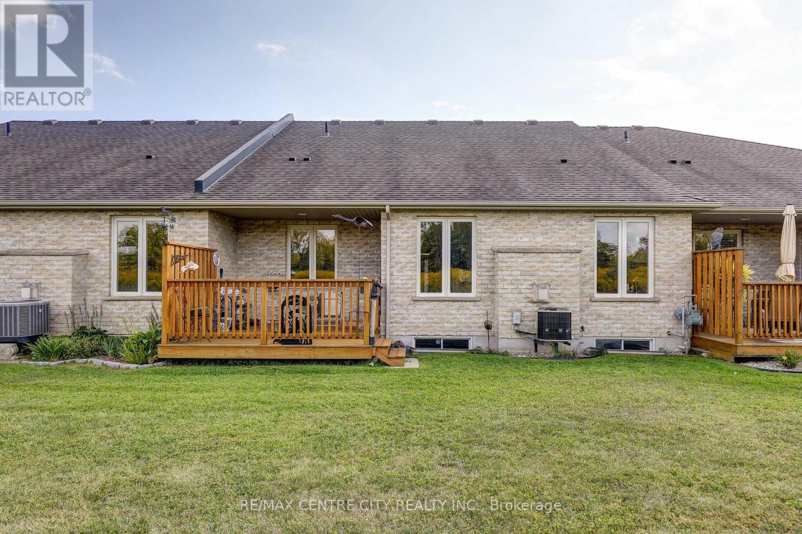 22 - 87 Donker Drive, St. Thomas, Ontario  N5P 4L2 - Photo 40 - X12404374
