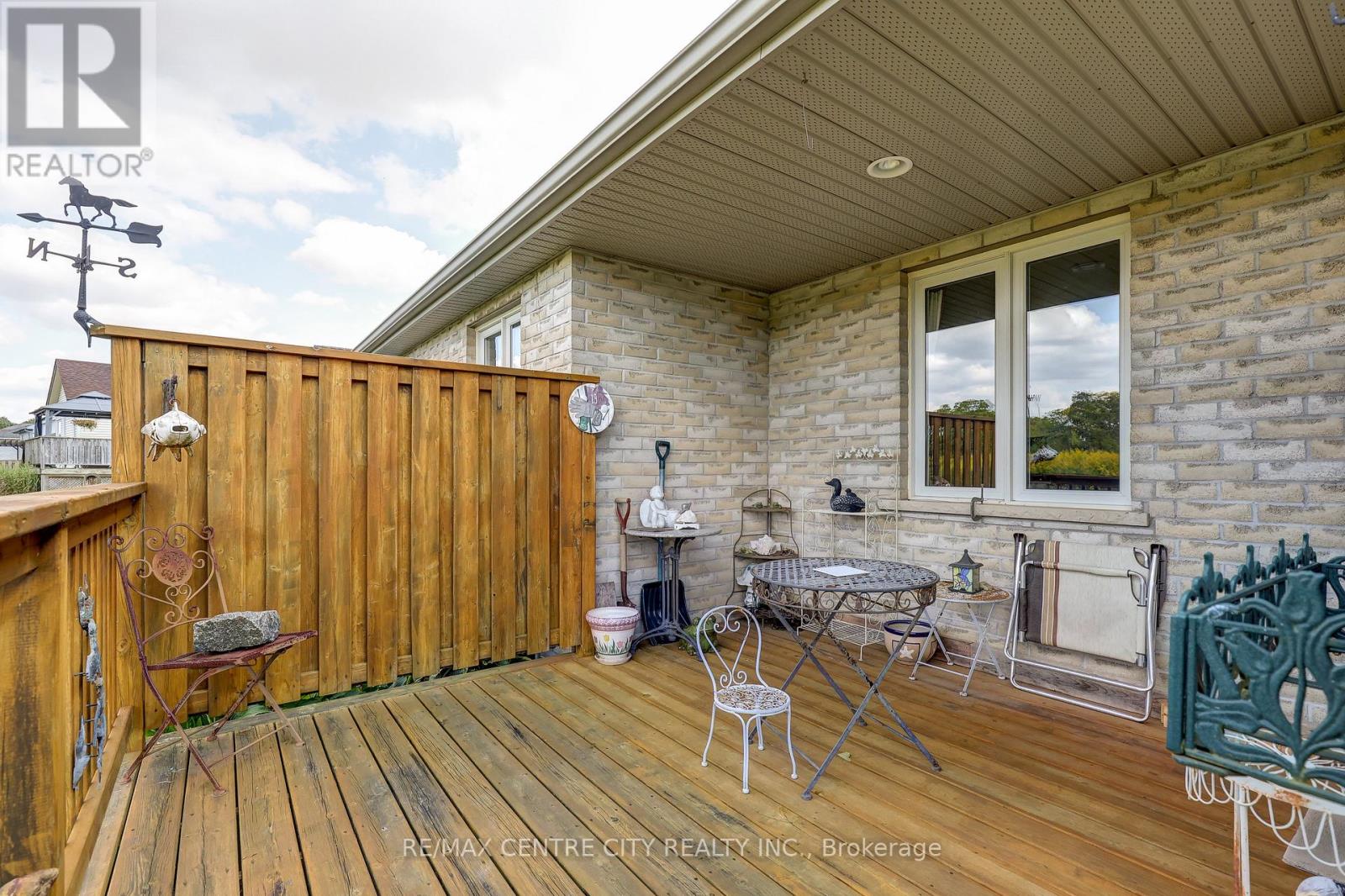 22 - 87 Donker Drive, St. Thomas, Ontario  N5P 4L2 - Photo 42 - X12404374