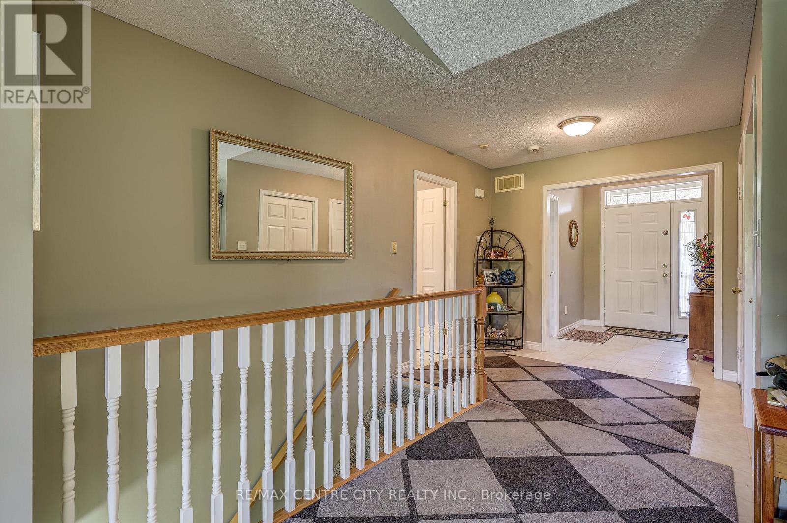 22 - 87 Donker Drive, St. Thomas, Ontario  N5P 4L2 - Photo 9 - X12404374