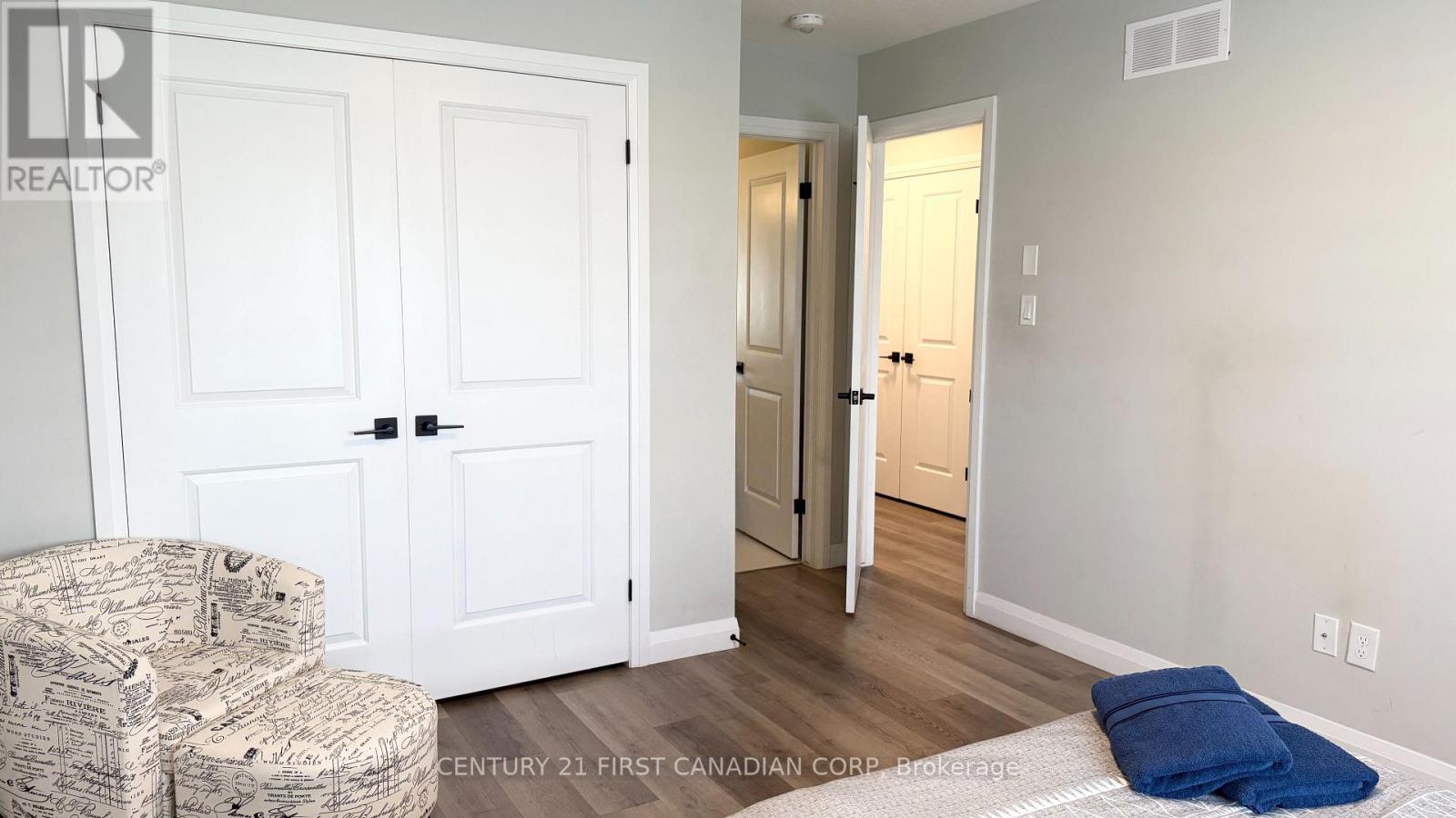 1814 Finley Crescent, London North, Ontario  N6G 0B4 - Photo 15 - X12404464