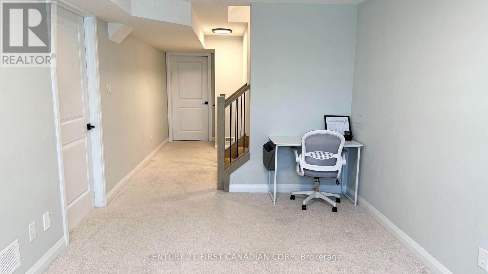 1814 Finley Crescent, London North, Ontario  N6G 0B4 - Photo 24 - X12404464