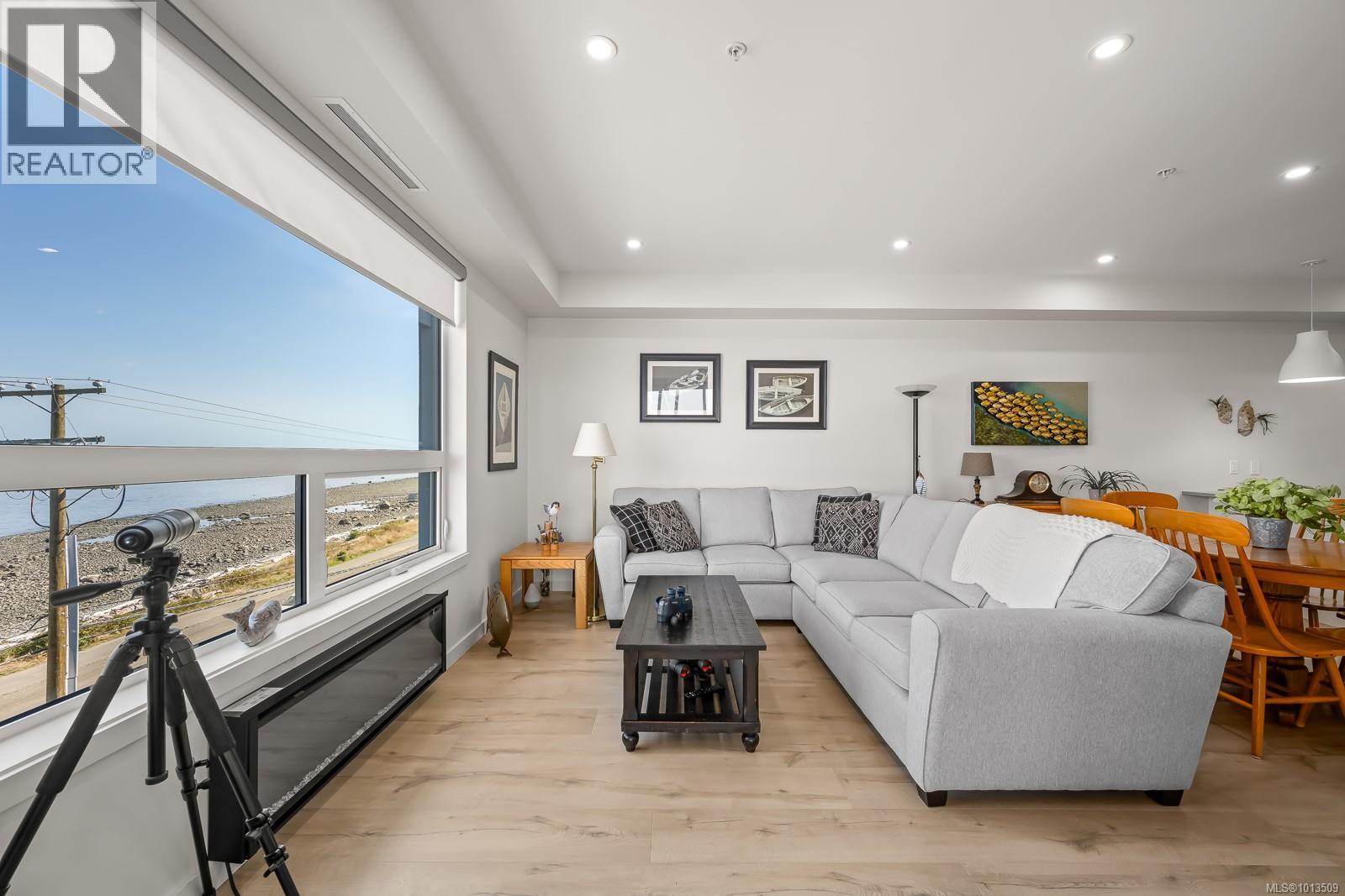 406 536 Island Hwy S, Campbell River, British Columbia  V9W 1A5 - Photo 4 - 1013509