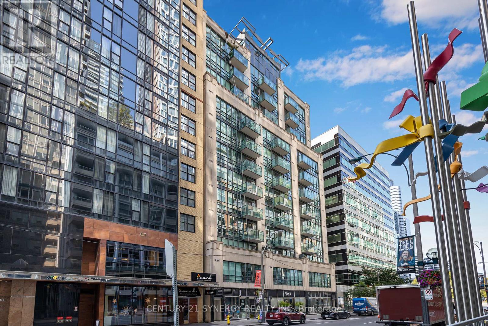 306 - 263 WELLINGTON STREET W, Toronto, Ontario