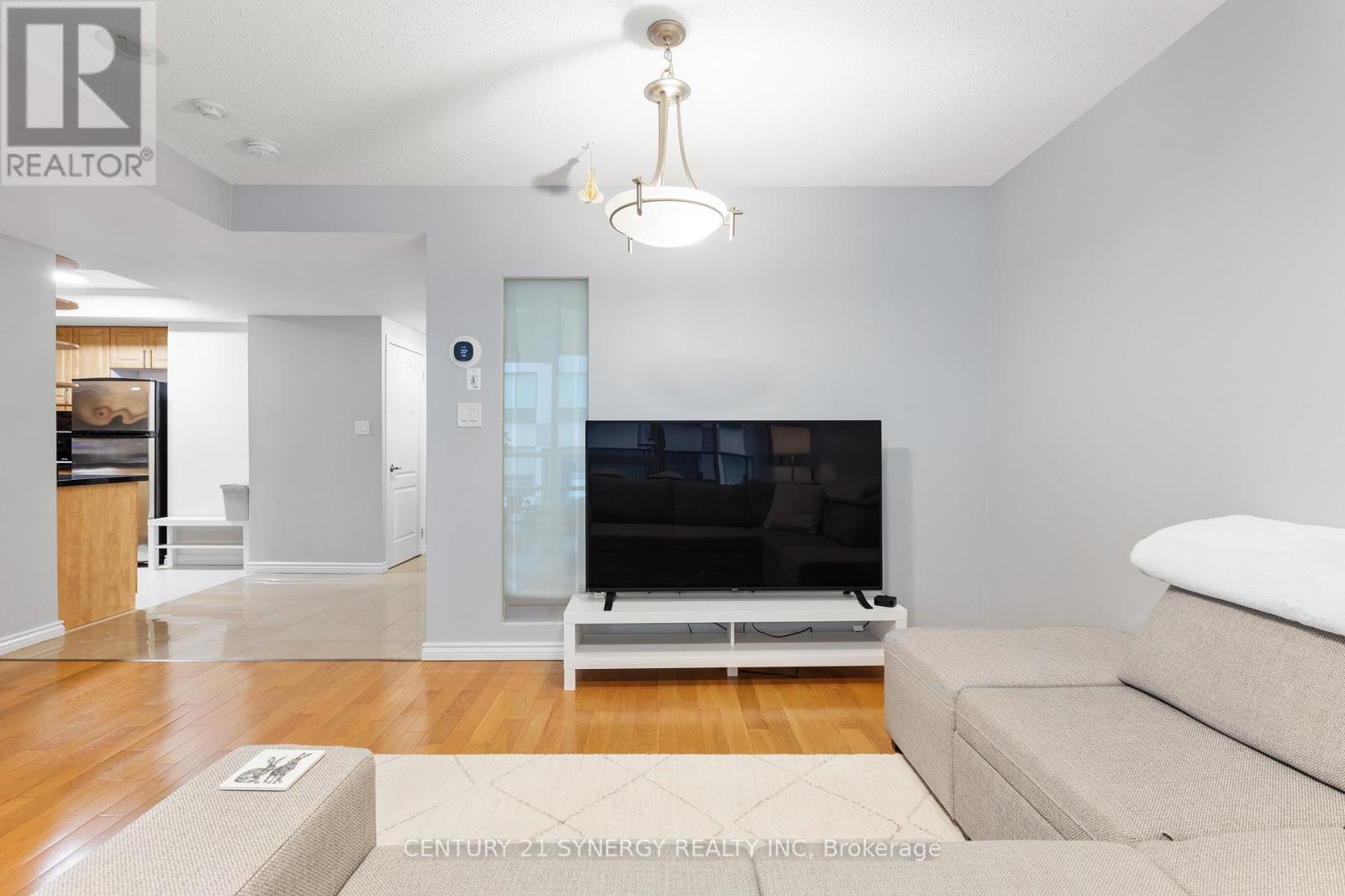 306 - 263 Wellington Street W, Toronto (Waterfront Communities), Ontario  M5V 3E6 - Photo 7 - C12404503