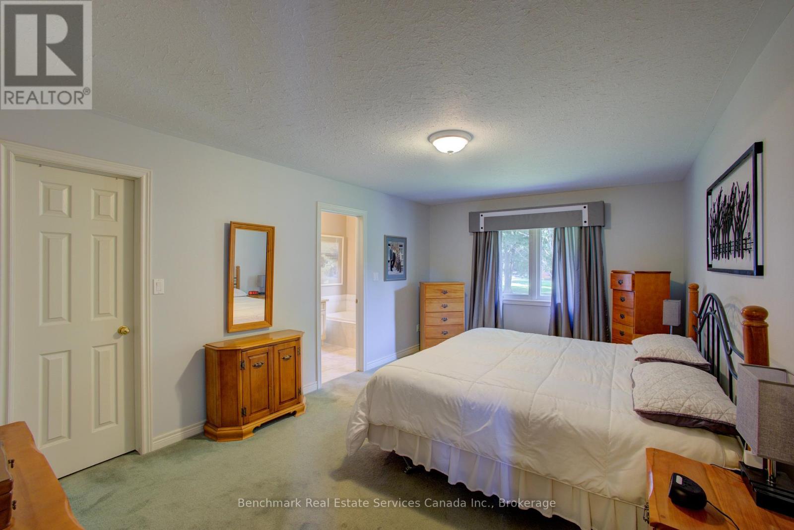 10 Oakwood Court, St. Marys, Ontario  N4X 1A5 - Photo 21 - X12404358