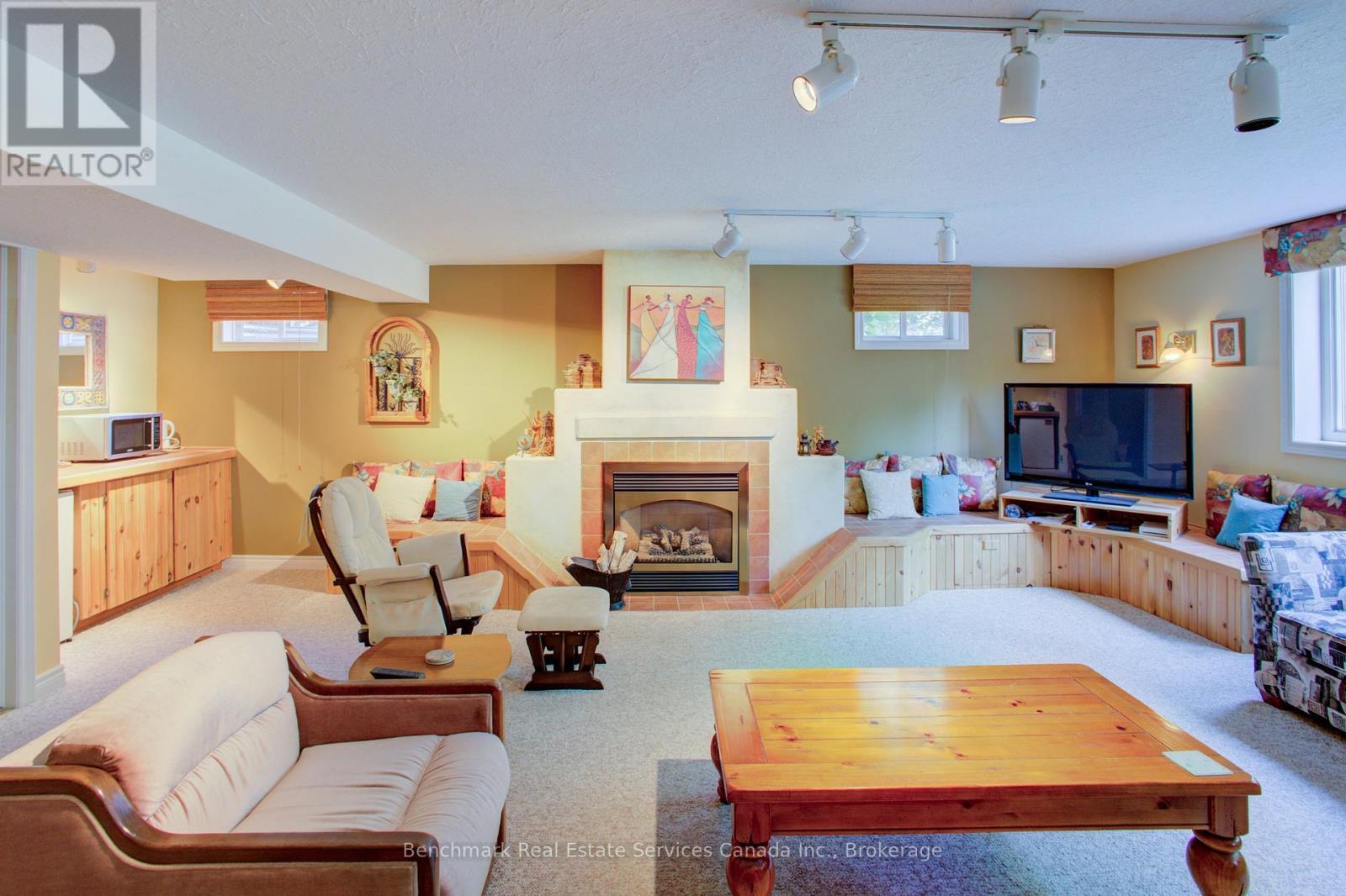 10 Oakwood Court, St. Marys, Ontario  N4X 1A5 - Photo 30 - X12404358