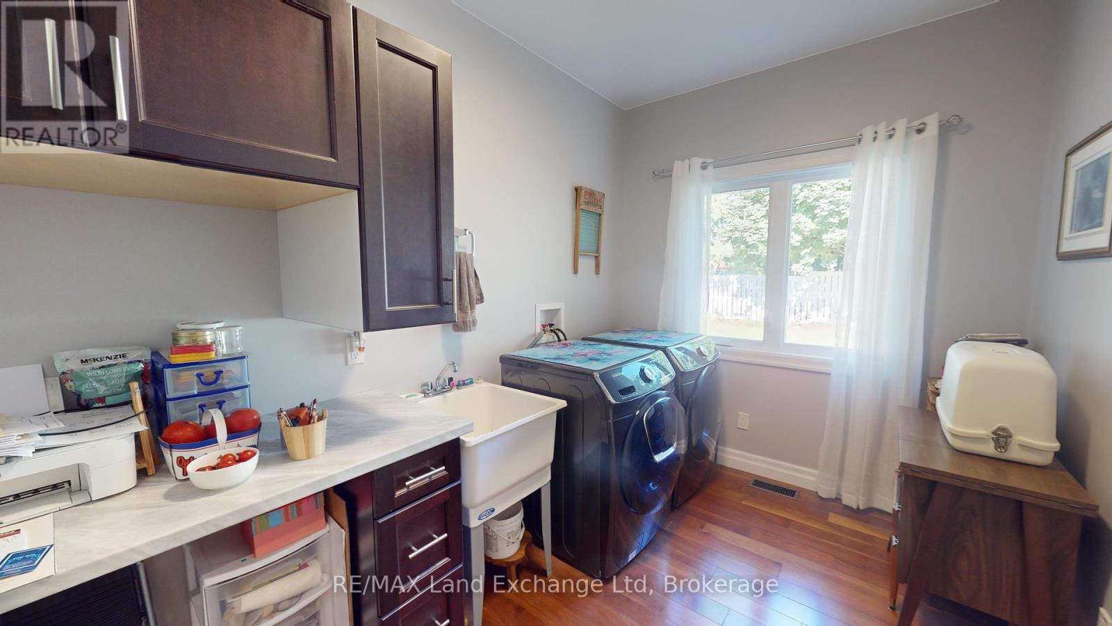 661 Gloria Street, North Huron, Ontario  N0M 1H0 - Photo 13 - X12404381