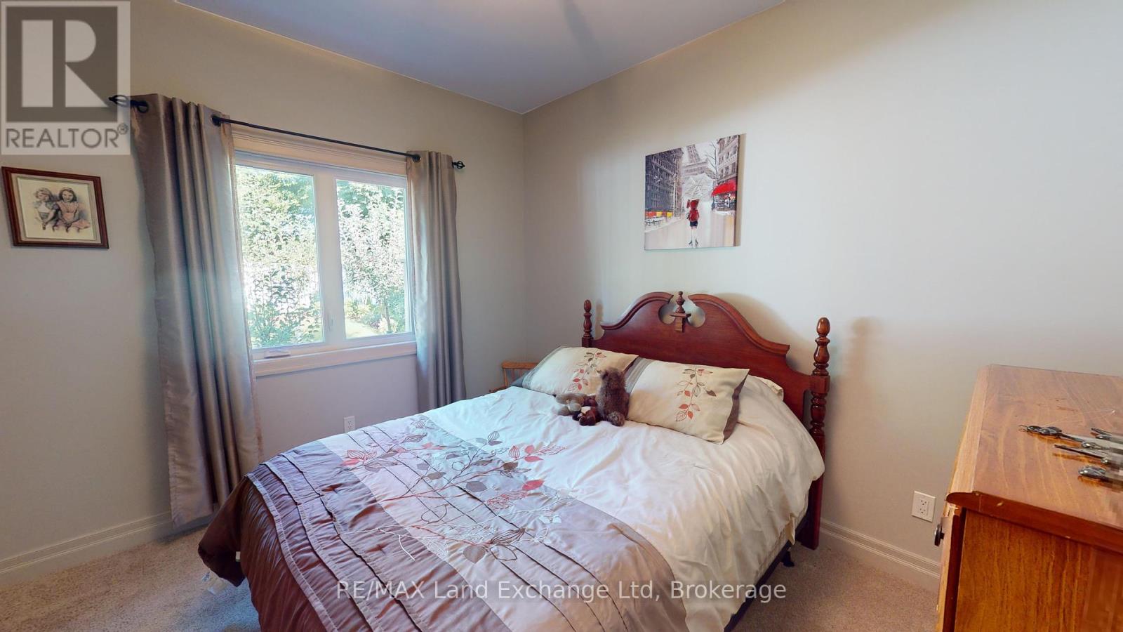 661 Gloria Street, North Huron, Ontario  N0M 1H0 - Photo 17 - X12404381
