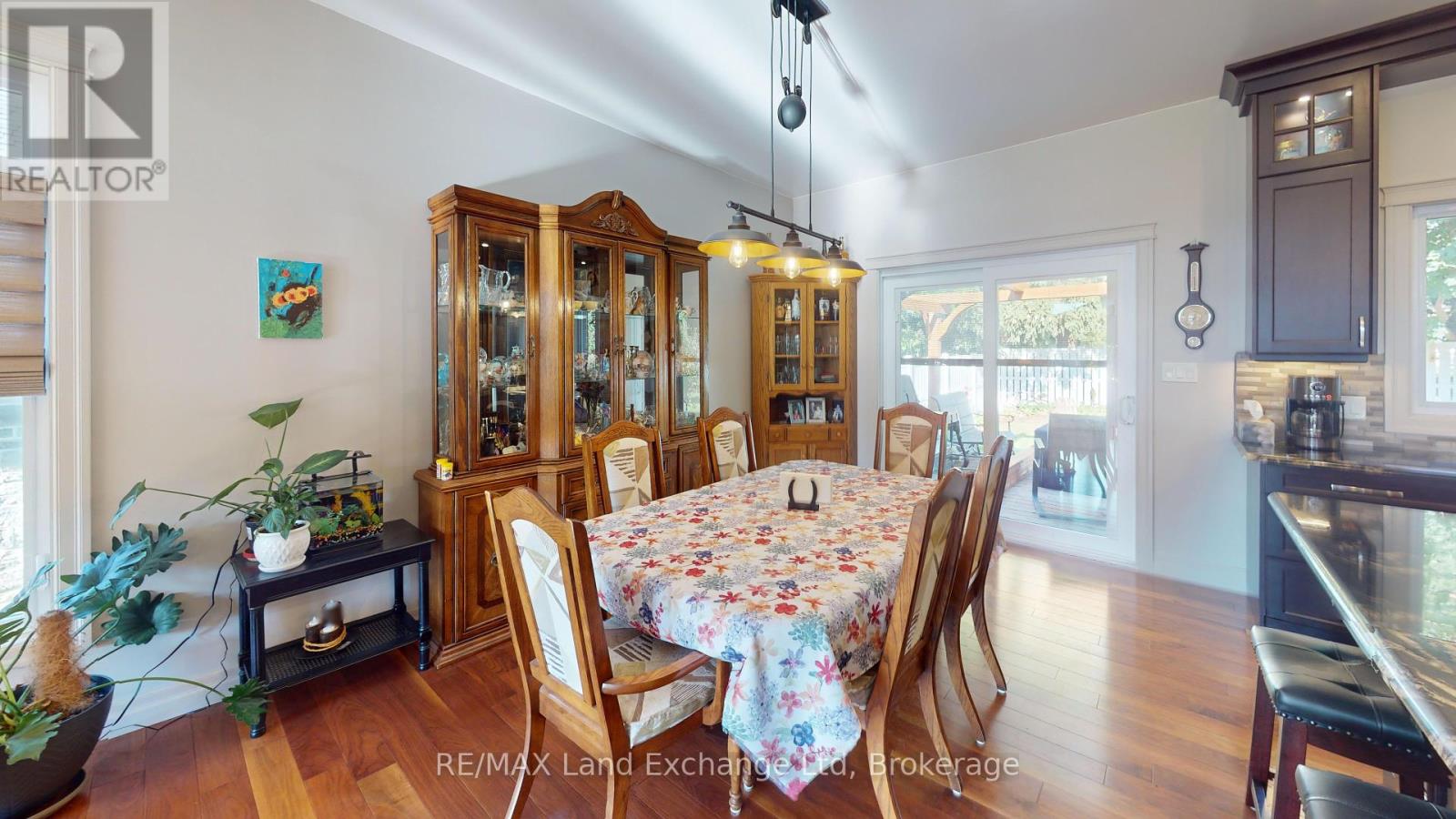 661 Gloria Street, North Huron, Ontario  N0M 1H0 - Photo 9 - X12404381