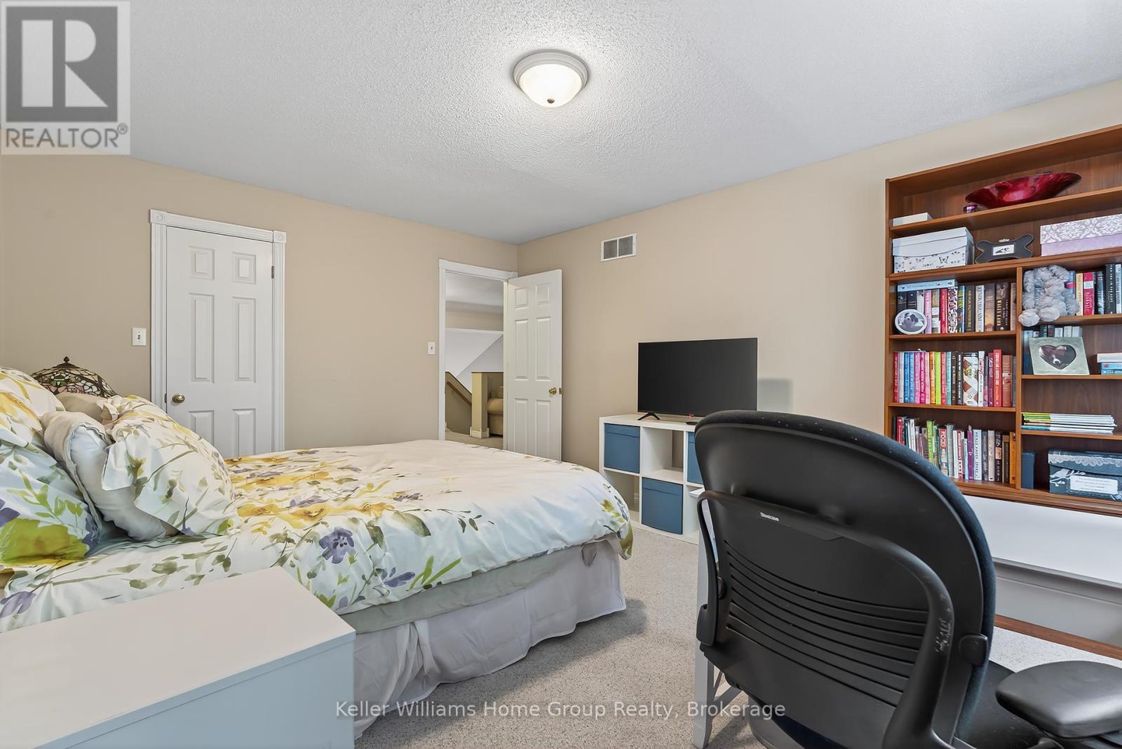 89 Schroder Crescent, Guelph, Ontario  N1E 7B4 - Photo 21 - X12404392