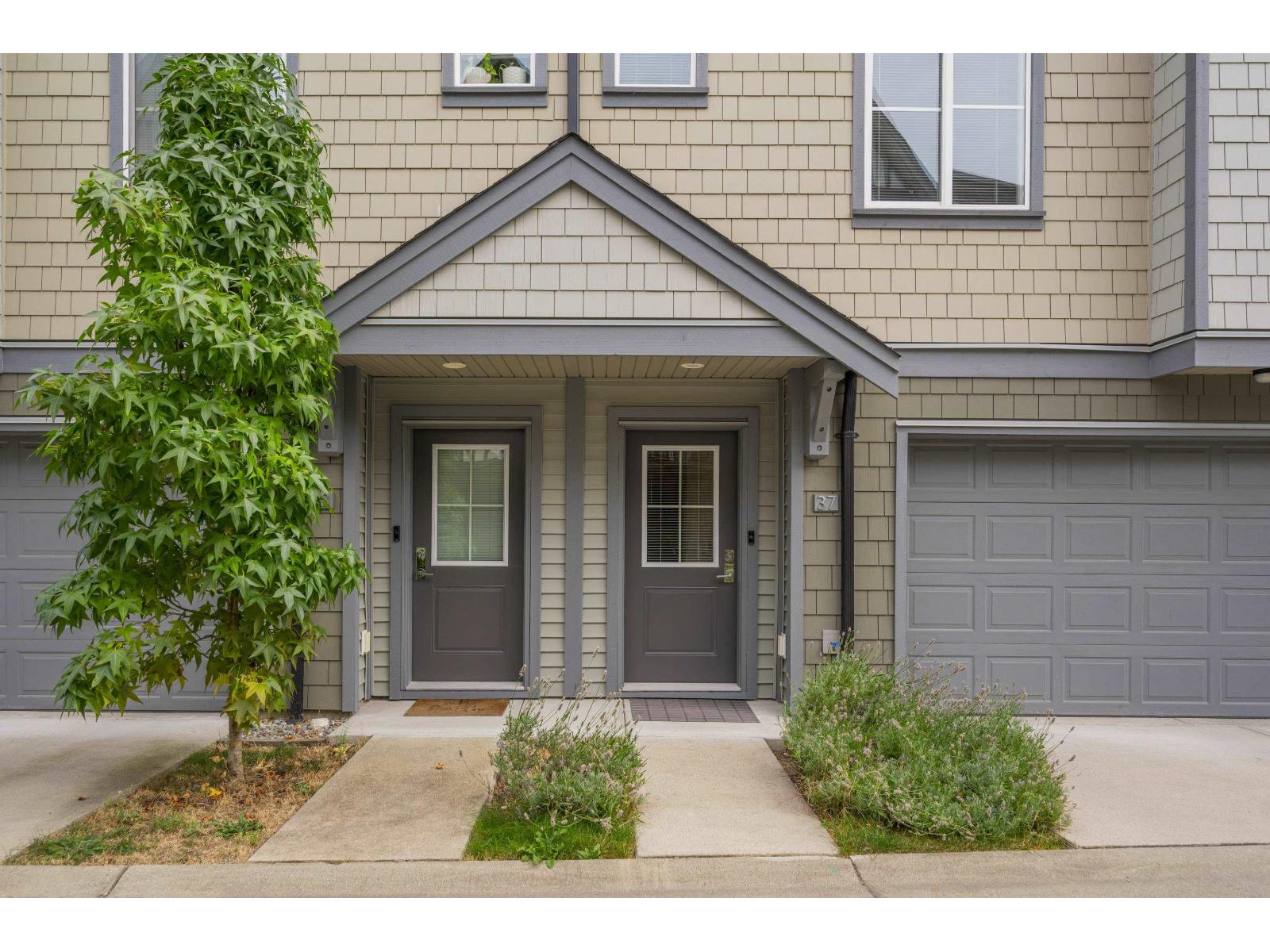 37 8050 204 Street, Langley, British Columbia  V2Y 0X1 - Photo 3 - R3046774