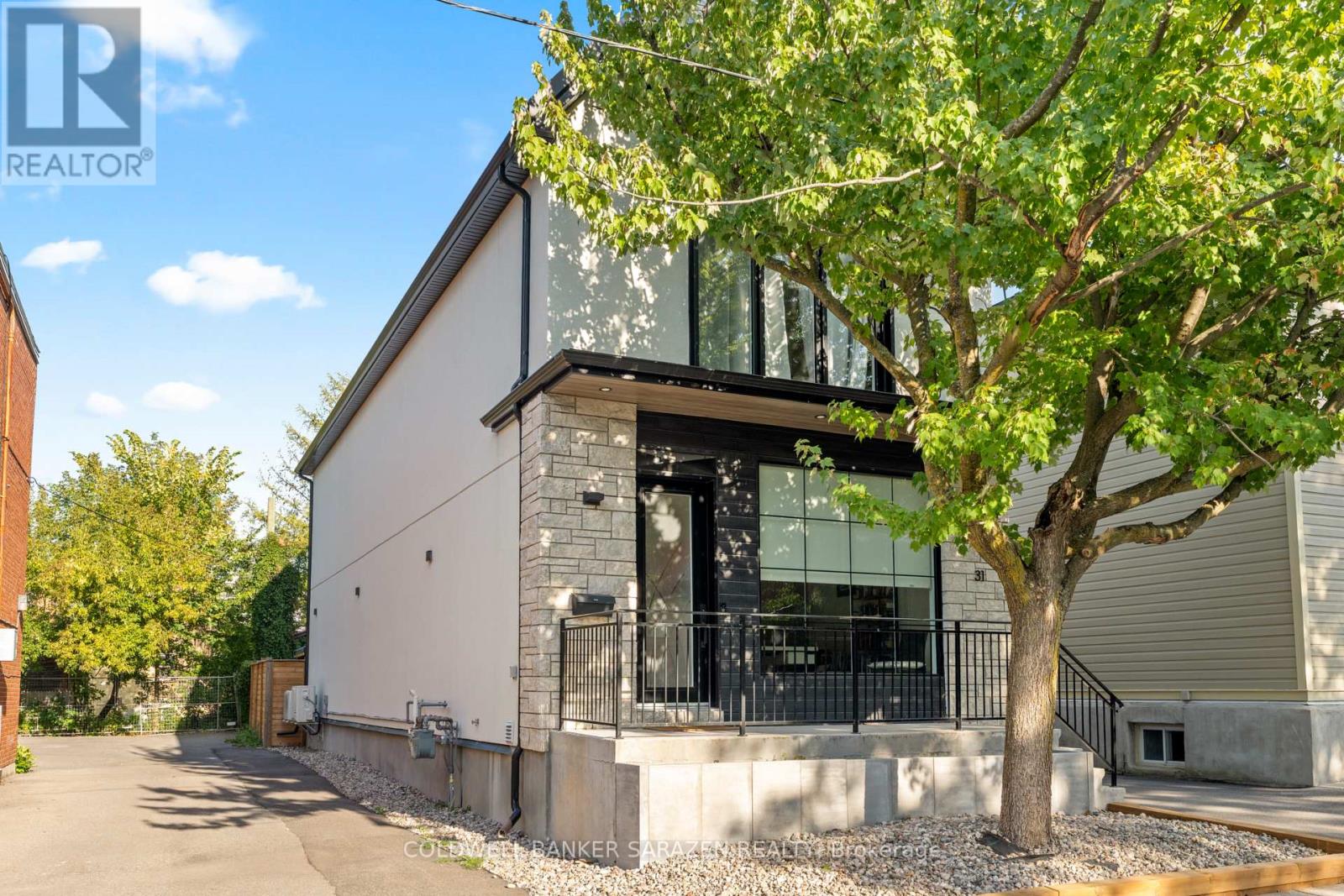 B - 31 Commanda Way, Ottawa, Ontario  K1M 1G1 - Photo 3 - X12404349