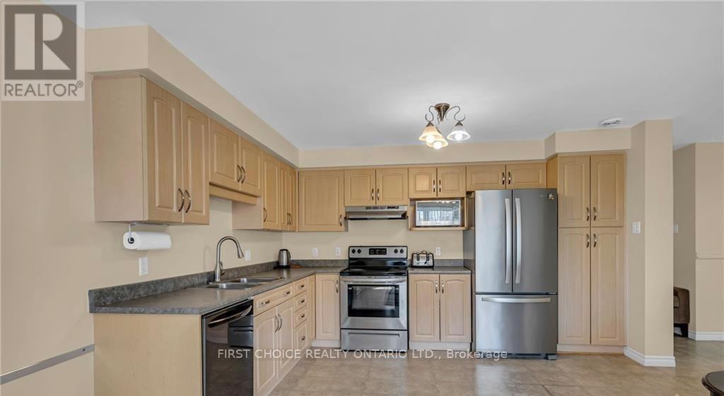 1547 Vercheres Street, Ottawa, Ontario  K1C 7C7 - Photo 26 - X12404404
