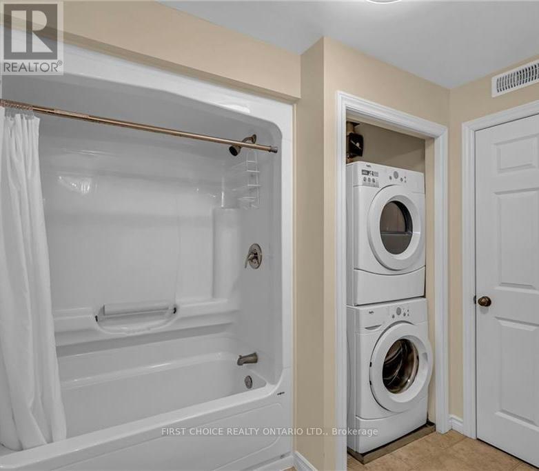 1547 Vercheres Street, Ottawa, Ontario  K1C 7C7 - Photo 31 - X12404404