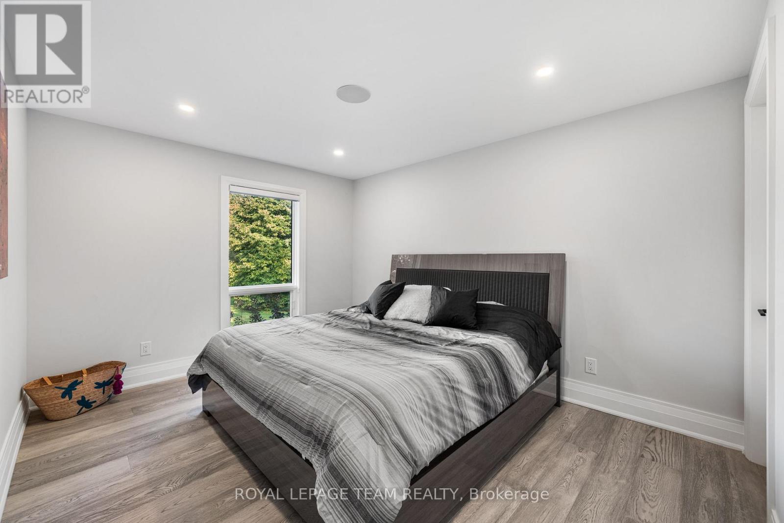 2318 Summerside Drive, Ottawa, Ontario  K4M 1B4 - Photo 27 - X12404457